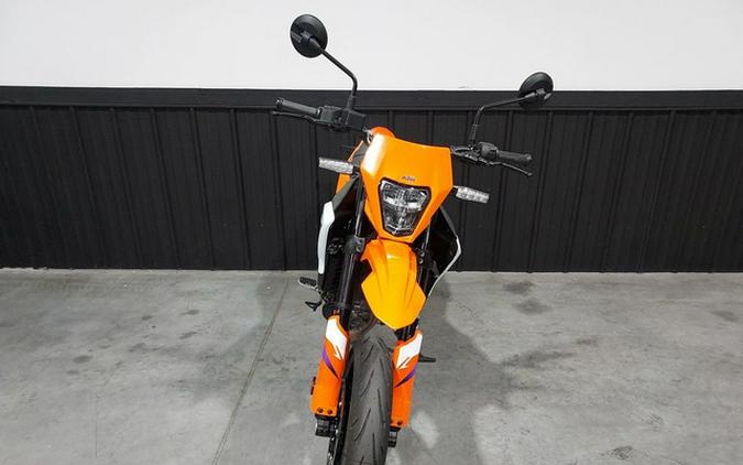 2026 KTM SMC 390 R