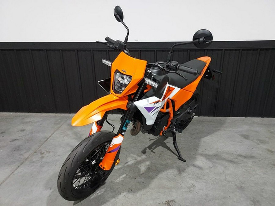 2026 KTM SMC 390 R