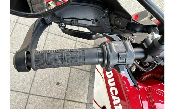 2018 Hypermotard 939 SP - Ducati