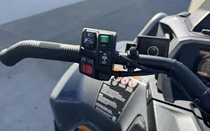 2026 Can-Am® Outlander X mr 1000R Granite Grey