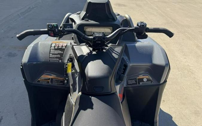 2026 Can-Am® Outlander X mr 1000R Granite Grey