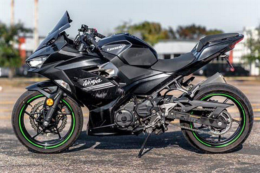 2022 Kawasaki Ninja 400 ABS