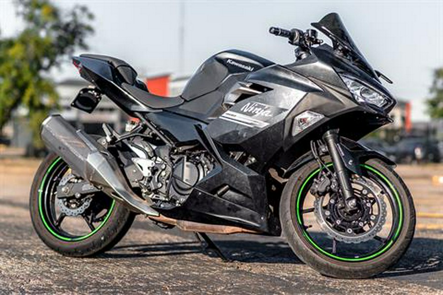 2022 Kawasaki Ninja 400 ABS