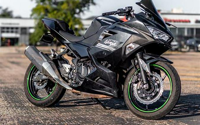 2022 Kawasaki Ninja 400 ABS