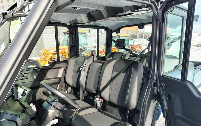 2026 Can-Am® Defender MAX XT CAB HD11 With 10.25 in.display