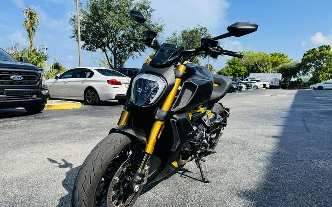 2023 Ducati Diavel 1260 S Black and Steel