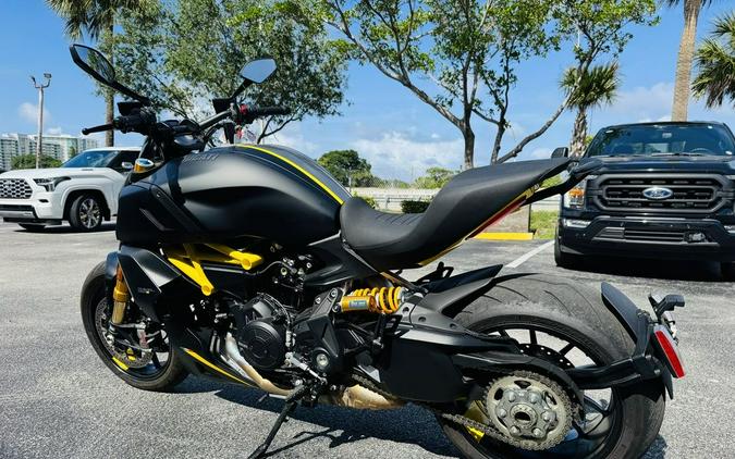 2023 Ducati Diavel 1260 S Black and Steel