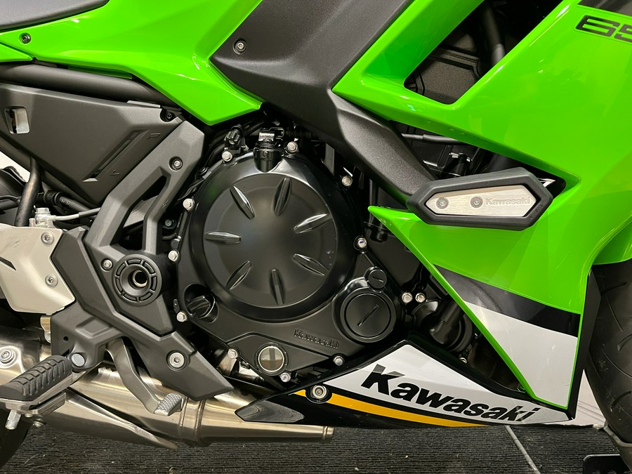 2025 Kawasaki Ninja® 650 KRT Edition ABS