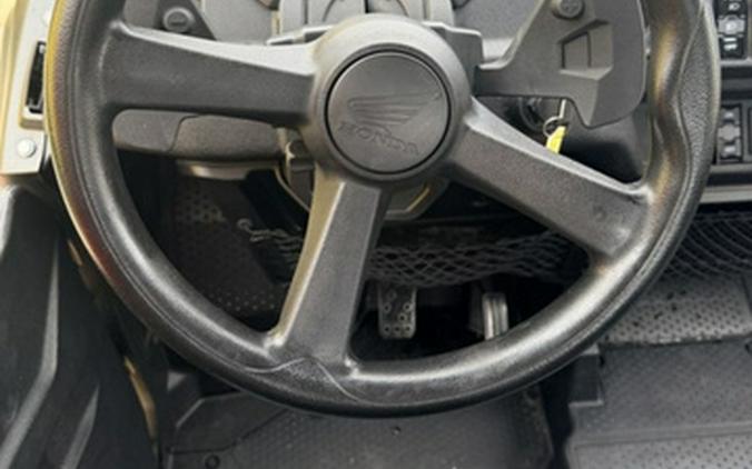 2023 Honda Pioneer 1000-6 Deluxe Crew