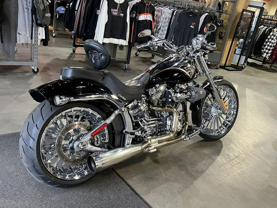 2013 Harley-Davidson® FXSBSE - CVO™ Breakout®