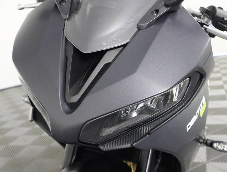 2024 Triumph Daytona 660 Satin Granite/Satin Black