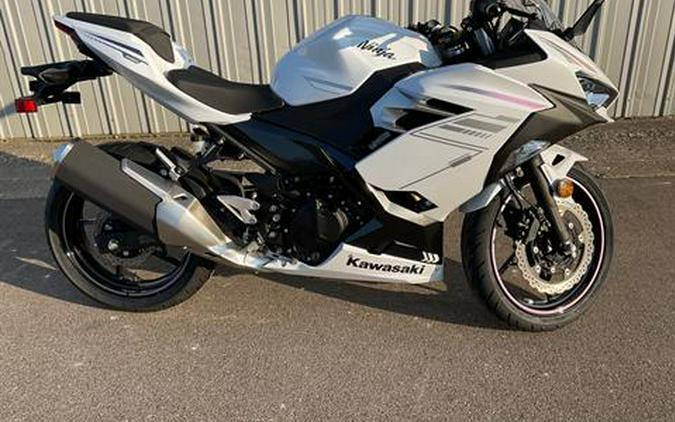 2023 Kawasaki Ninja 400 ABS