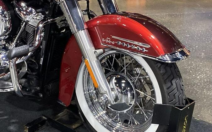 2019 Harley-Davidson Softail FLDE - Deluxe