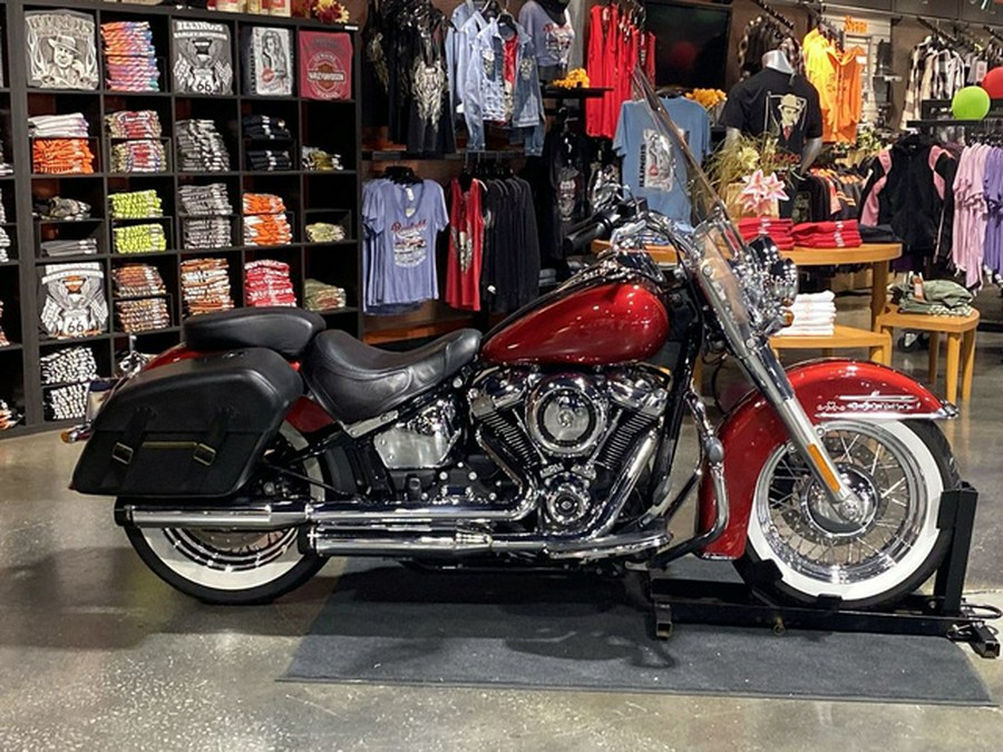 2019 Harley-Davidson Softail FLDE - Deluxe