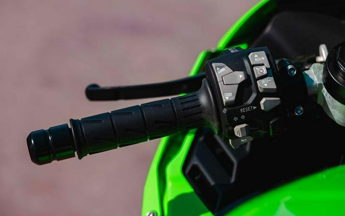 2025 Kawasaki Ninja® ZX™-10R KRT Edition