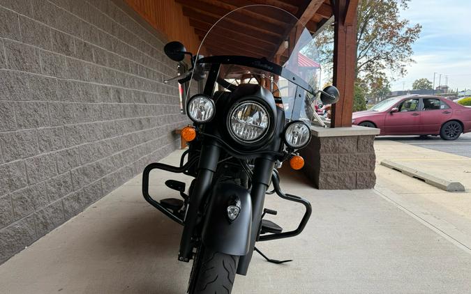 2018 Indian Springfield® Dark Horse®