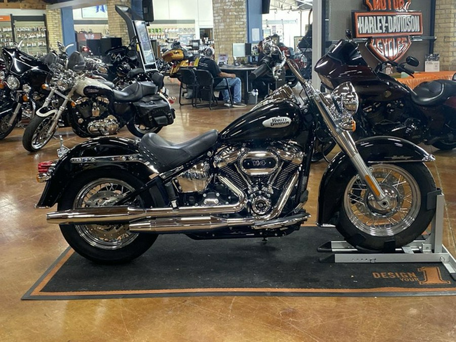 2023 Harley-Davidson FLHCS - Heritage Classic