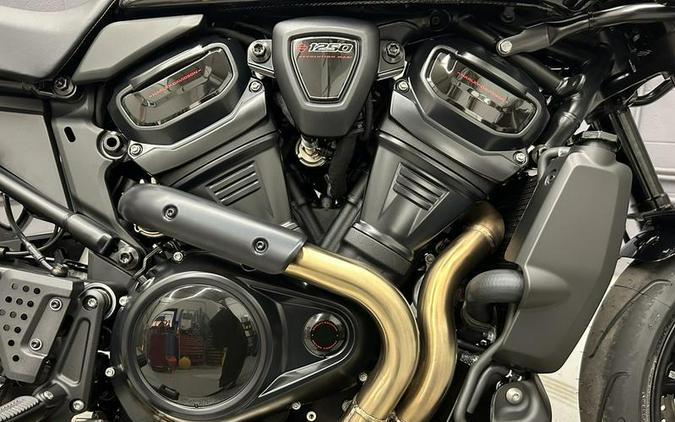2025 Harley-Davidson® RA1250ST - Pan America® 1250 ST