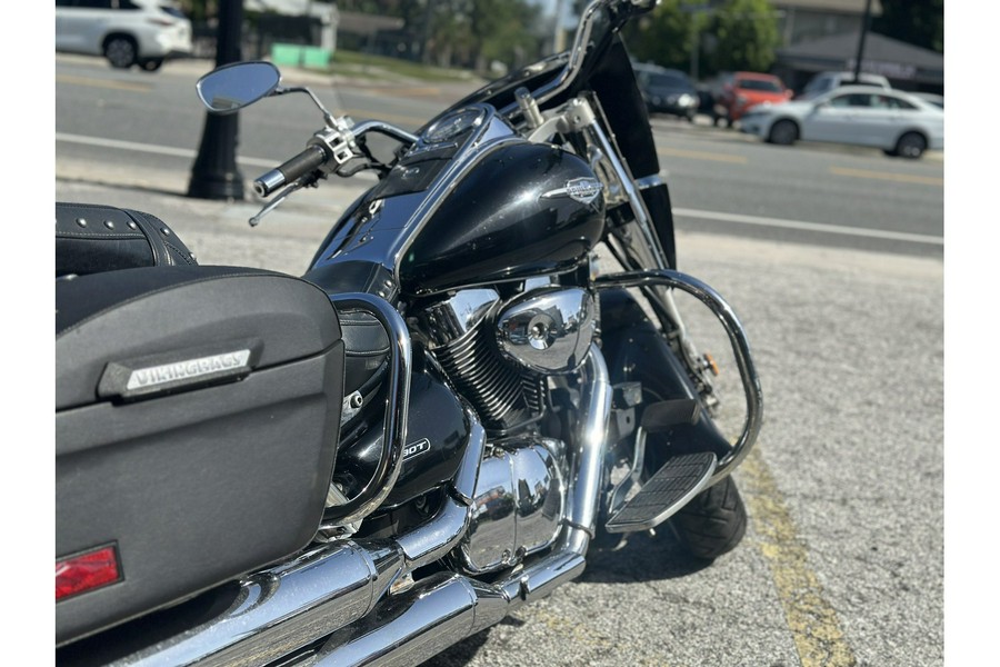 2005 Suzuki Boulevard C90