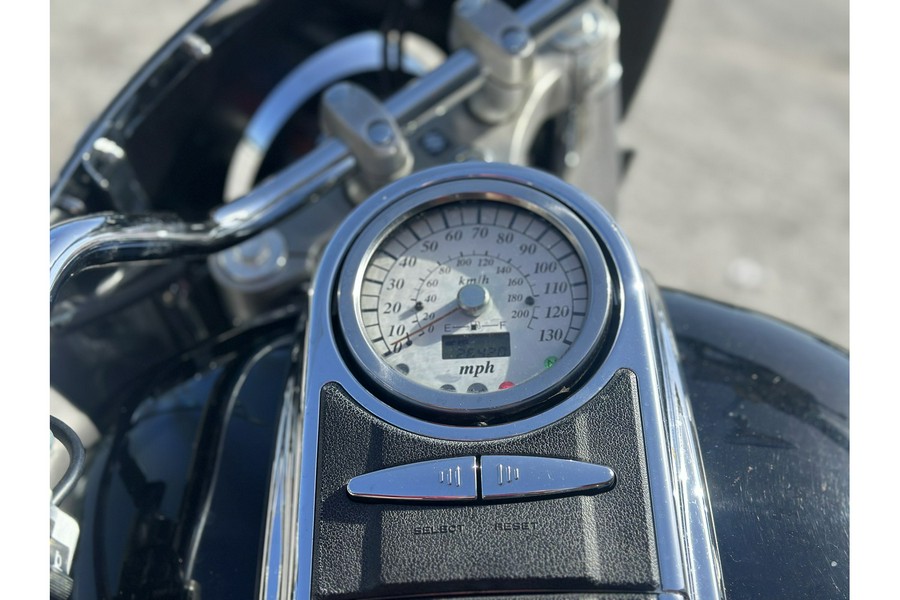 2005 Suzuki Boulevard C90