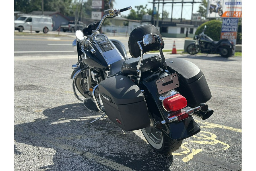 2005 Suzuki Boulevard C90