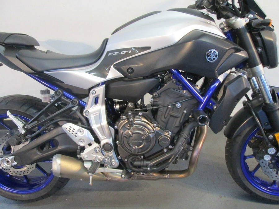2016 Yamaha FZ-07