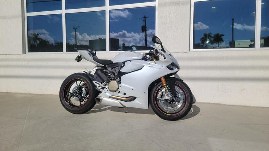 2013 Ducati Superbike 1199 Panigale S