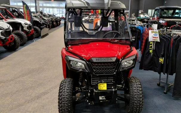 2025 Honda® Pioneer 520