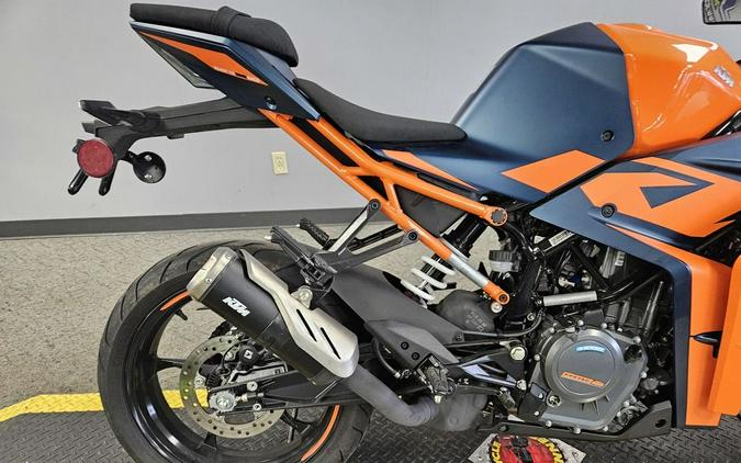 2023 KTM RC 390