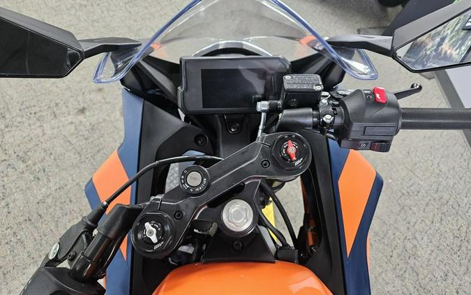 2023 KTM RC 390