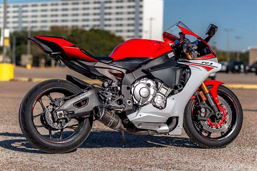 2015 Yamaha YZF-R1