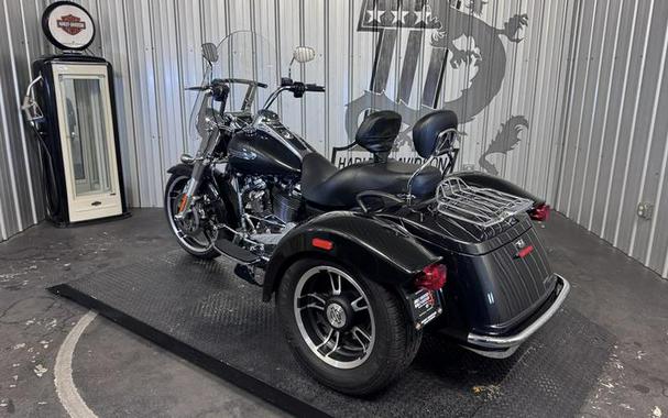 2017 Harley-Davidson® FLRT - Freewheeler®