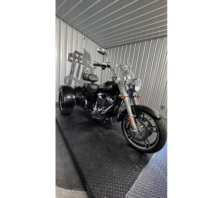 2017 Harley-Davidson® FLRT - Freewheeler®
