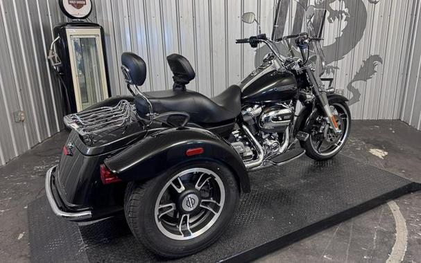 2017 Harley-Davidson® FLRT - Freewheeler®