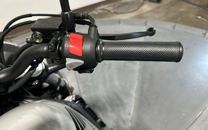 2026 Honda Rebel® 300 E-Clutch