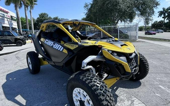 2024 Can-Am Maverick R X RS with Smart-Shox Carbon Black & Neo X Triple Black