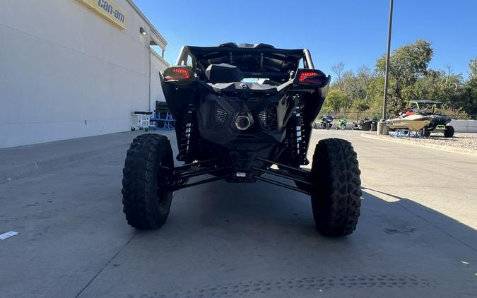 2026 Can-Am® Maverick X3 Max X RS Turbo RR Triple Black_4.5 in