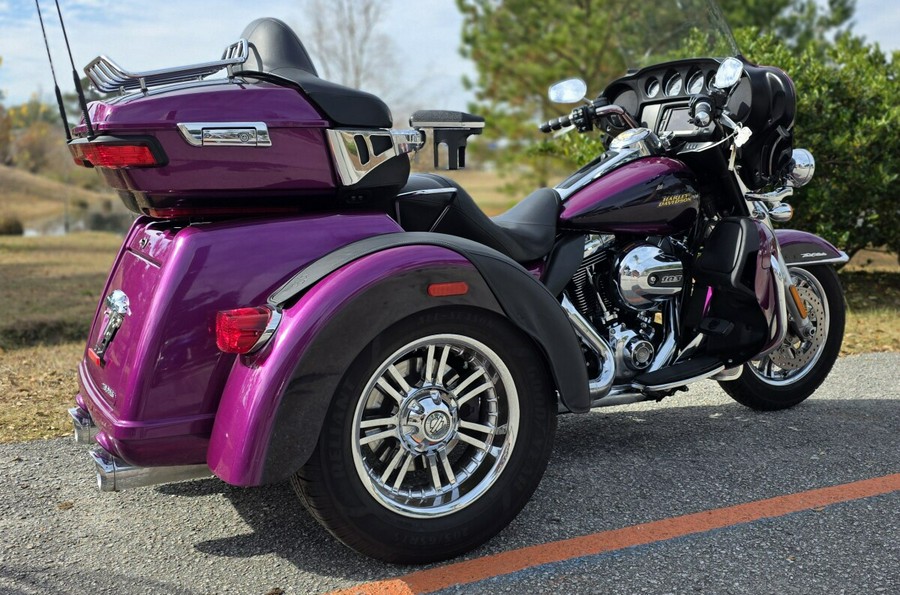 2016 Harley-Davidson® flhtcutg Tri Glide® Ultra
