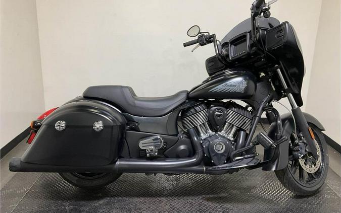 2018 Indian Motorcycle Chieftain Dark Horse ABS Thunder Black Smoke - UO8337