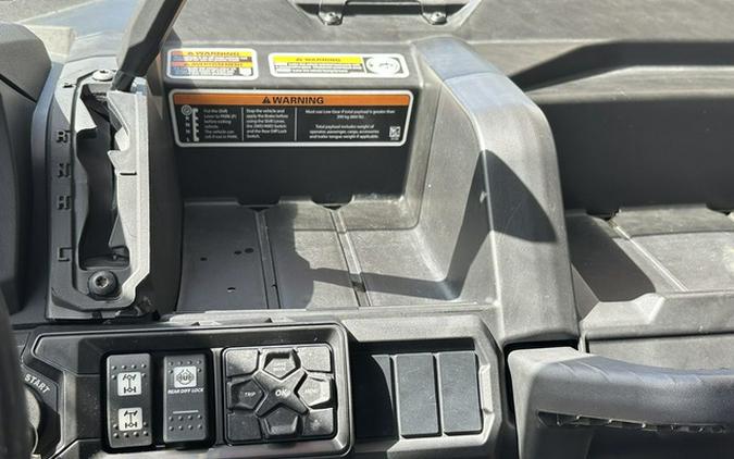 2025 Can-Am Defender MAX XT HD10