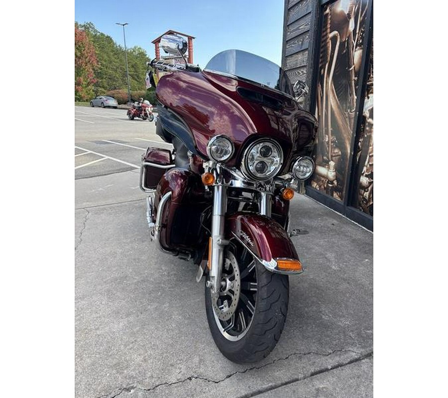 2015 Harley-Davidson® FLHTCUL - Electra Glide® Ultra Classic® Low