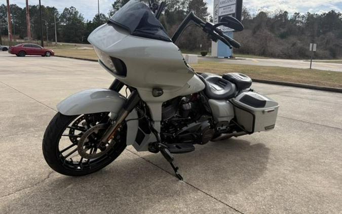 2020 Harley-Davidson® FLTRXSE - CVO™ Road Glide®