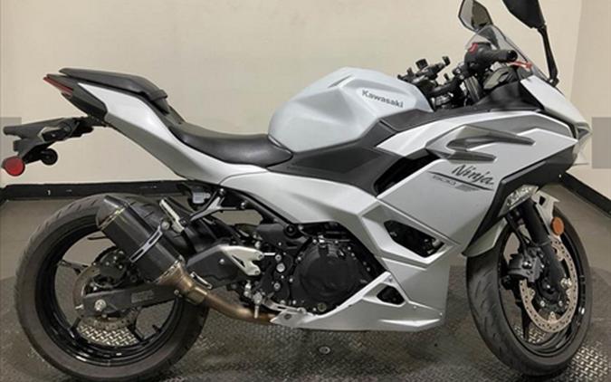 2025 Kawasaki Ninja 500 ABS