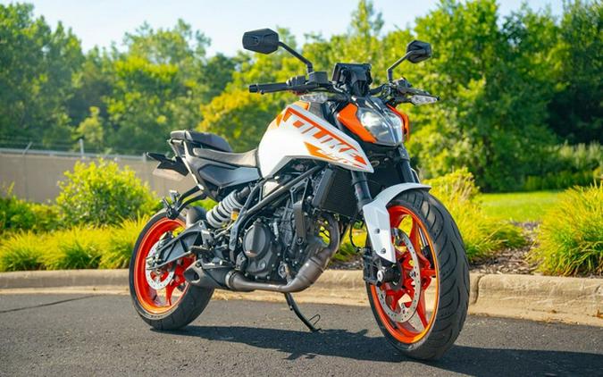 2024 KTM Duke 250