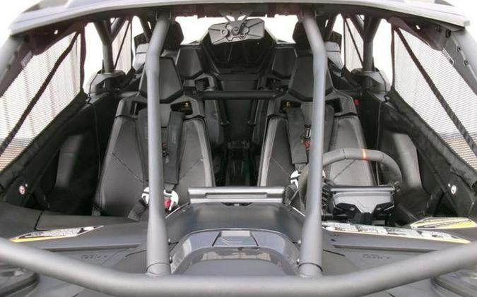 2027 Can-Am Maverick R MAX X Rc With Smart-Shox