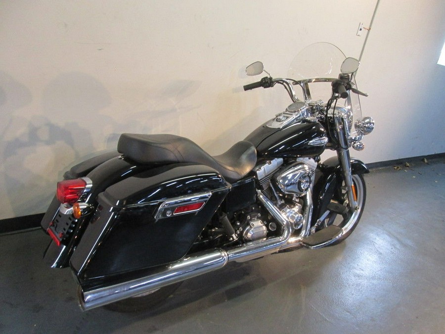 2013 Harley-Davidson® FLD - Dyna® Switchback™