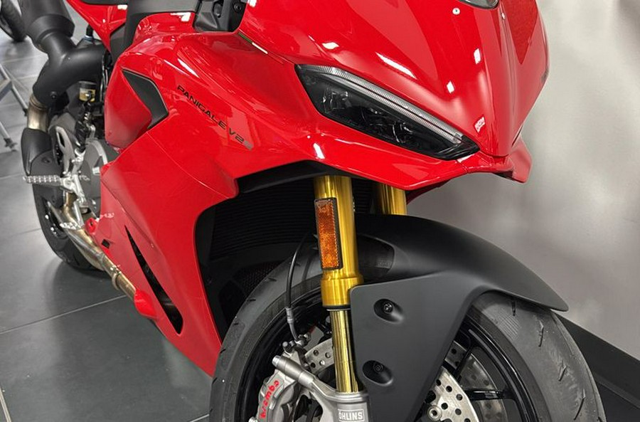 New 2026 Ducati PANIGALE V2S