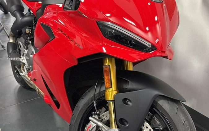 New 2026 Ducati PANIGALE V2S