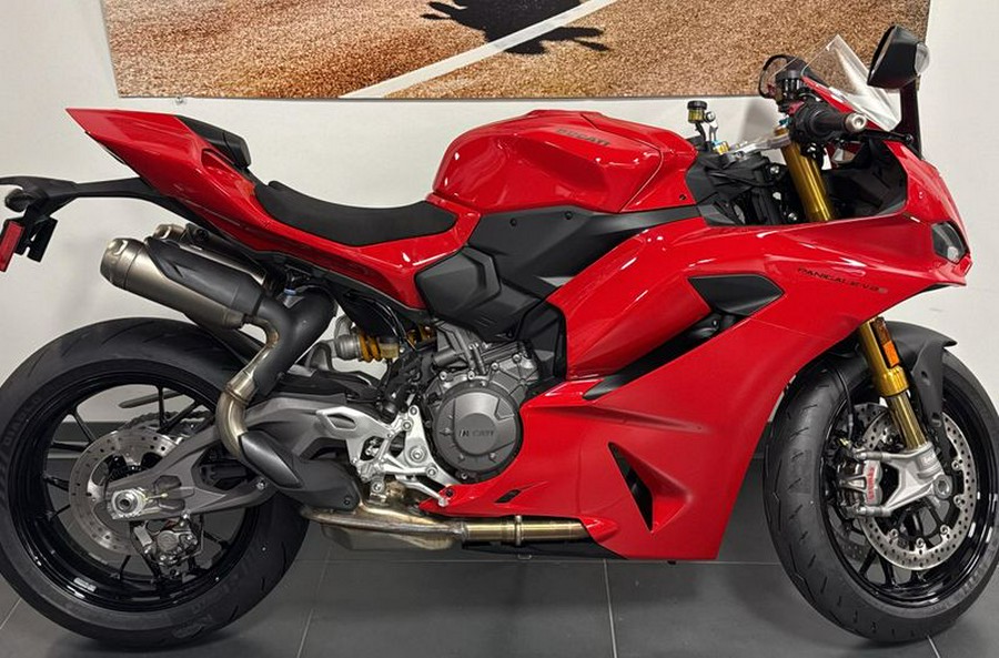 New 2026 Ducati PANIGALE V2S