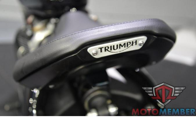 2019 Triumph BONNEVILLE BOBBER